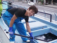 天野照生運転手(入社5年 活魚車運転歴13年 高松本社所属)